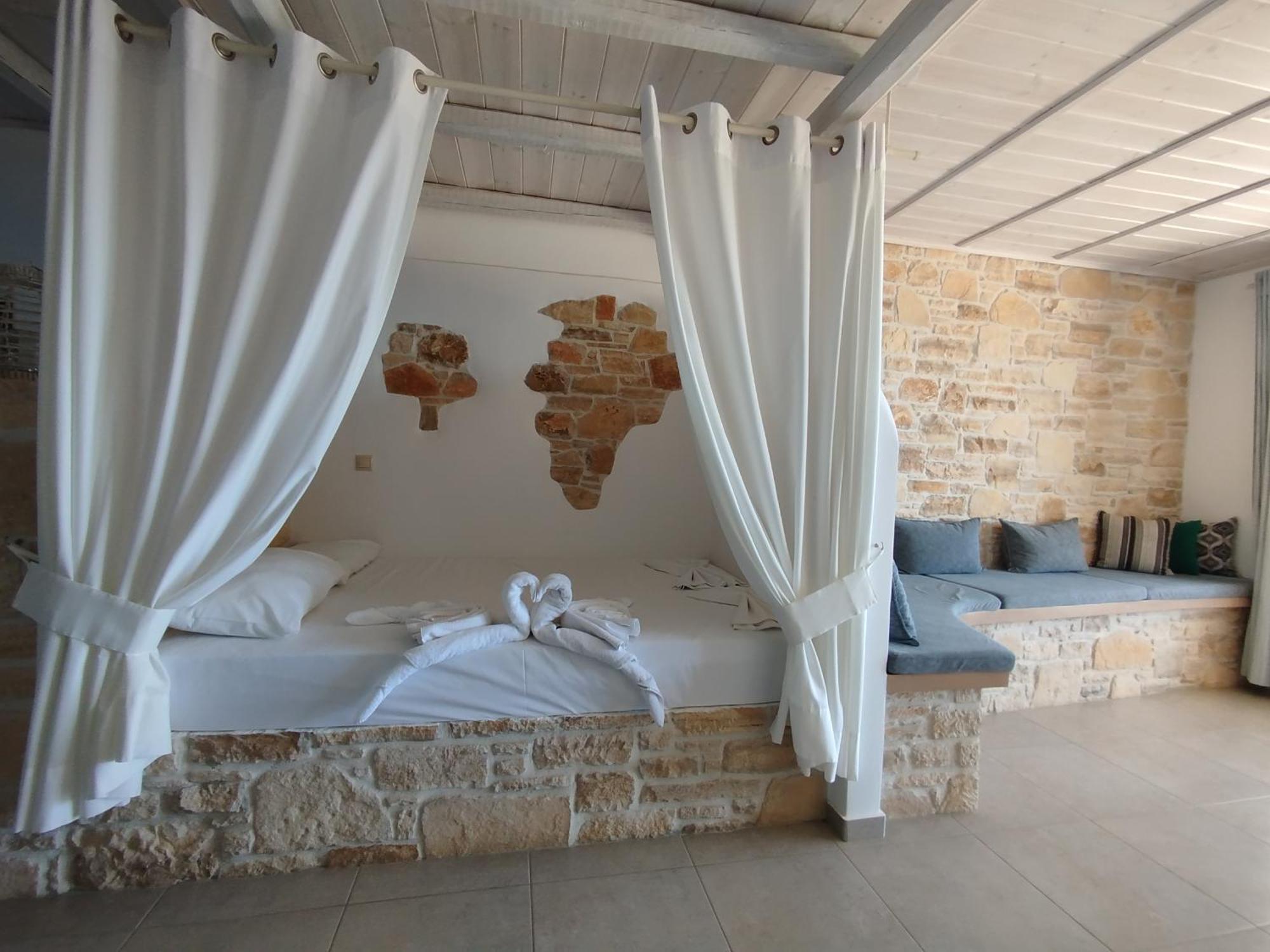 Alexena Apartments Agia Galini  Luaran gambar