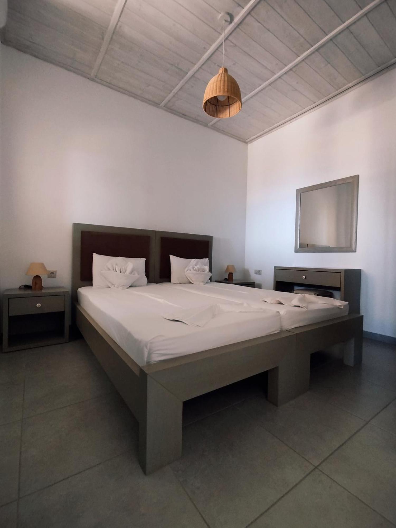 Alexena Apartments Agia Galini  Luaran gambar